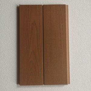 Conception populaire en plastique en <span class=keywords><strong>bois</strong></span> composite <span class=keywords><strong>plafond</strong></span> suspendu et panneau/<span class=keywords><strong>Acoustique</strong></span> WPC planche polyvalente - Product Image 2