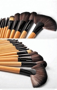 Profesional recomienda cosméticos cepillo las mujeres maquillaje cepillo conjunto 24 PCS - Product Image 3