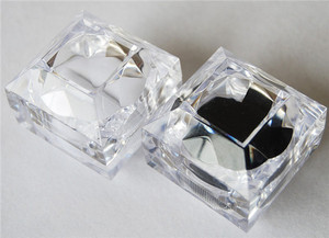 Top Quality clear Acrylic Plastic Crystal Ring Boxes square Shape <strong>Earring</strong> <strong>Cases</strong> Packing Jewelry Box 49*49*44mm 45.5*45.5*43mm - Product Image 3