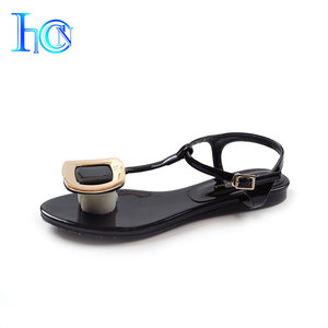 Venta al por mayor nuevos diseños de chapa plana sandalias niñas 2018 - Product Image 6