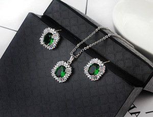 Juego de Joyería de Platino 18KRGP con Circonita Cúbica Austriaca y Cristal CZ, Collar con Colgante, Aretes y Pendientes - Product Image 5