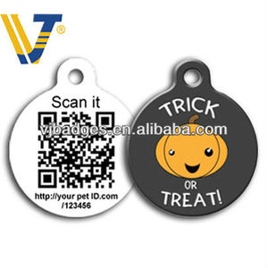 pet id tag gravé au laser avec le numéro et le code qr - Product Image 1