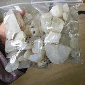 Commercio all'ingrosso Arcobaleno <span class=keywords><strong>Blu</strong></span> <span class=keywords><strong>Pietra</strong></span> Grezza <span class=keywords><strong>pietra</strong></span> <span class=keywords><strong>di</strong></span> <span class=keywords><strong>Luna</strong></span> per L'anello - Product Image 6