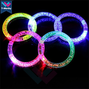 Braccialetto LED lampeggiante in acrilico T-Worthy TW-1020 - <span class=keywords><strong>Tema</strong></span> ROMANCE stampato a letterpress portatile per promozioni per feste in discoteca - Product Image 4