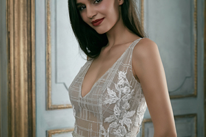 Ruolai-PEV-L3048 <span class=keywords><strong>de</strong></span> Organza con diamantes <span class=keywords><strong>de</strong></span> imitación brillantes, <span class=keywords><strong>vestidos</strong></span> <span class=keywords><strong>de</strong></span> novia con parte trasera baja, color gris y plateado - Product Image 3