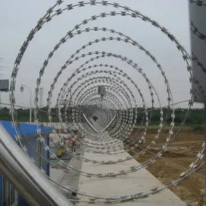 Border protection SS304 razor wire galvanized concertina razor wire BTO22 razor barbed wire