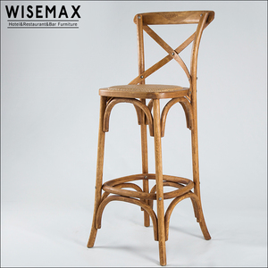 Vente en gros de meubles WISEMAX Tabouret de <span class=keywords><strong>bar</strong></span> en bois de chêne à dossier croisé de style antique avec siège en rotin Restaurant Dining X <span class=keywords><strong>Chaise</strong></span> de <span class=keywords><strong>bar</strong></span> haute - Product Image 4
