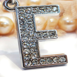 <span class=keywords><strong>2014</strong></span> créatives. lettre keychain en <span class=keywords><strong>cristal</strong></span> de mode - Product Image 1