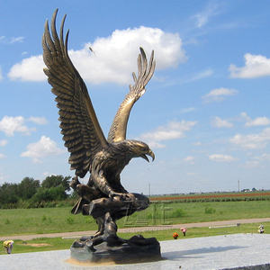 De tamaño de fundición de metal <span class=keywords><strong>animal</strong></span> escultura de bronce latón águila halcón estatua - Product Image 4