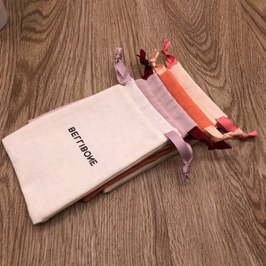 Sacchetto Portaoggetti Personalizzato di Alta Qualità in Cotone e Lino Rosa Giallo Arancione Beige con Coulisse - Product Image 3