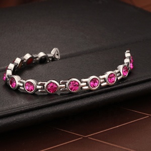 Pulsera Magnética de Acero Inoxidable 316 con Piedras Preciosas de Cristal, Diseño Impermeable, Joyería para Mujer - Product Image 4