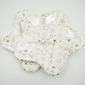 Assiettes en papier jetables minimalistes en forme d'étoile blanche, écologiques, avec dorure à chaud - Product Image 6
