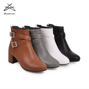 Stivali 2018 scarpe da <span class=keywords><strong>donna</strong></span> materiale PU punta tonda <span class=keywords><strong>tacco</strong></span> grosso <span class=keywords><strong>stivaletti</strong></span> stivali da <span class=keywords><strong>donna</strong></span> all'ingrosso - Product Image 1