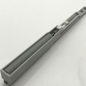 Trung Quốc Sản Xuất Mềm Đóng Cửa Tủ Quần Áo Phù Hợp Trượt Con Lăn Cửa Van Điều Tiết - Product Image 4