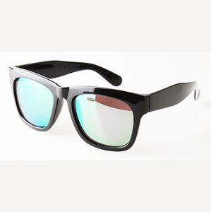 Gafas de sol polarizadas Tac1.1 para <span class=keywords><strong>hombre</strong></span> de alta calidad, superventas de fábrica 2021, <span class=keywords><strong>lentes</strong></span> ópticas acrílicas personalizadas, marco de PC con atributos de espejo - Product Image 5