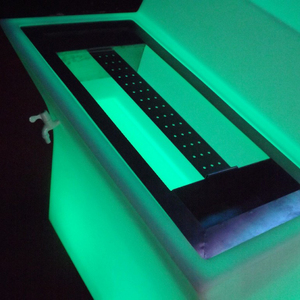 Mostrador de barra LED moderno Coolqing, muebles de plástico luminosos geniales para el hogar y bares comerciales, venta de mesas de fiesta - Product Image 2