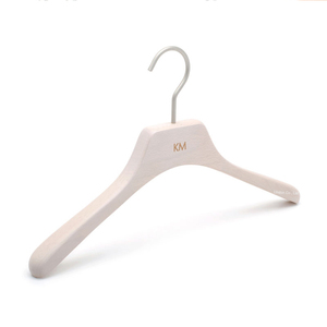 Cintre pour pantalons et manteaux en bois, couleur gris lavage, accessoires traditionnels - Product Image 4