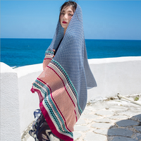 Châle de plage d'été en viscose de haute qualité Châle en coton sergé d'impression à la mode avec frange