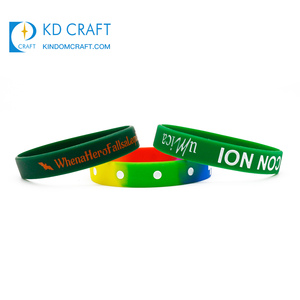 Liefern Sie umwelt freundliches, individuell mit Logo bedrucktes Silikon armband für Werbezwecke - Product Image 2