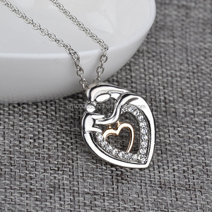 Collier <span class=keywords><strong>Maman</strong></span> et Bébé Cadeau Fête des Mères Mère <span class=keywords><strong>Maman</strong></span> Fils Fille Enfant Cristal Strass Pendentif en Forme de Cœur Collier <span class=keywords><strong>pour</strong></span> Femmes - Product Image 3