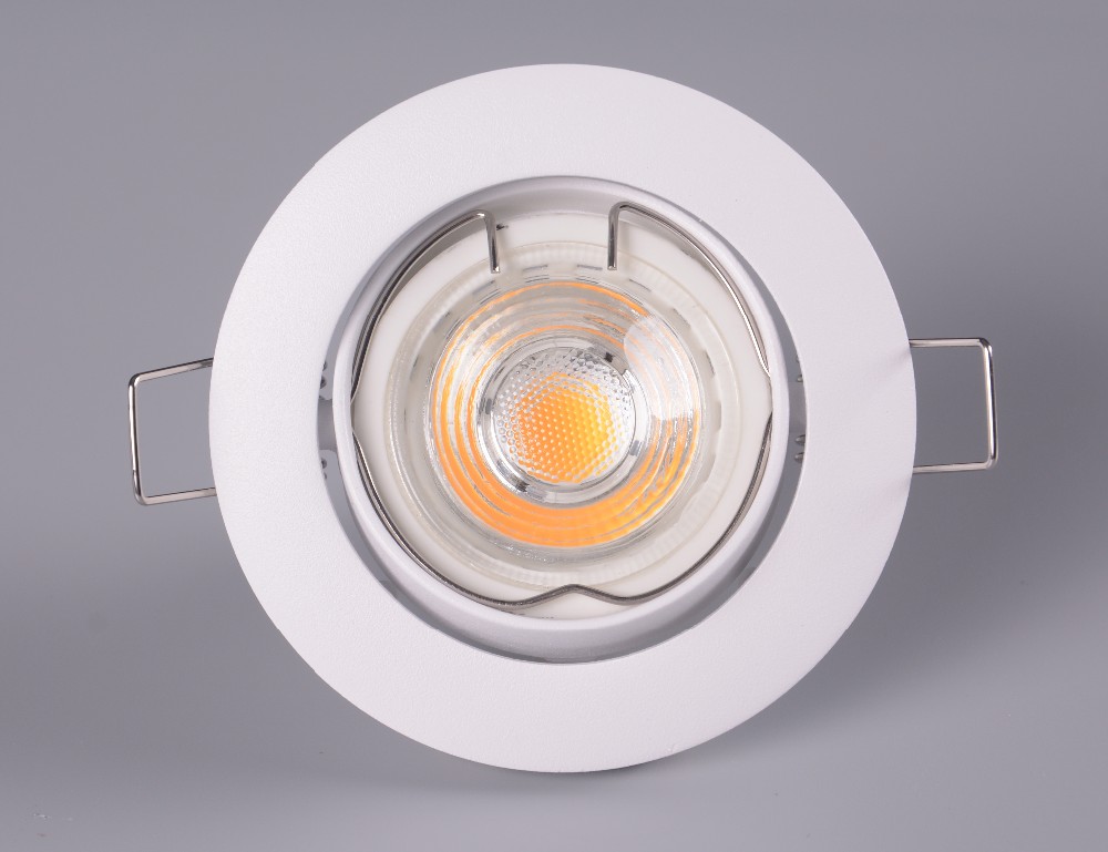 Indoor Recessed Downlight Fixtures Gold Round 84Mm 7W Adjustable Led Spotlights
