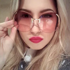 Hot Transparante Gradient Randloze Zonnebril 2021 Big Size Vrouwelijke Clear Lens Bril Vrouwen Oversize Brand Designer Zonnebril