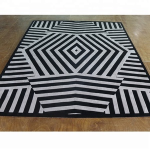 <span class=keywords><strong>Tapis</strong></span> coupés à la main à rayures sales, accessoire réfléchissant en laine, <span class=keywords><strong>blanc</strong></span> <span class=keywords><strong>et</strong></span> <span class=keywords><strong>noir</strong></span>, 100% - Product Image 2