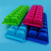 100% plateaux sans BPA empilent des plateaux à glaçons à dégagement facile bacs à glaçons blancs avec 16 cubes (lot de 2)