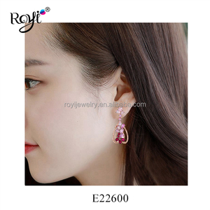 Mode-Sieraden Ontwerpen Voor Meisjes 925 Sterling Zilveren Robijn Cz Muti-Stone Cluster Oorbellen - Product Image 2