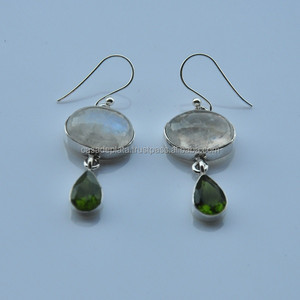 Arete De piedra lunar y peridoto De arcoíris, pendientes De Plata De ley hechos a mano, joyería De Plata para Casa - Product Image 1