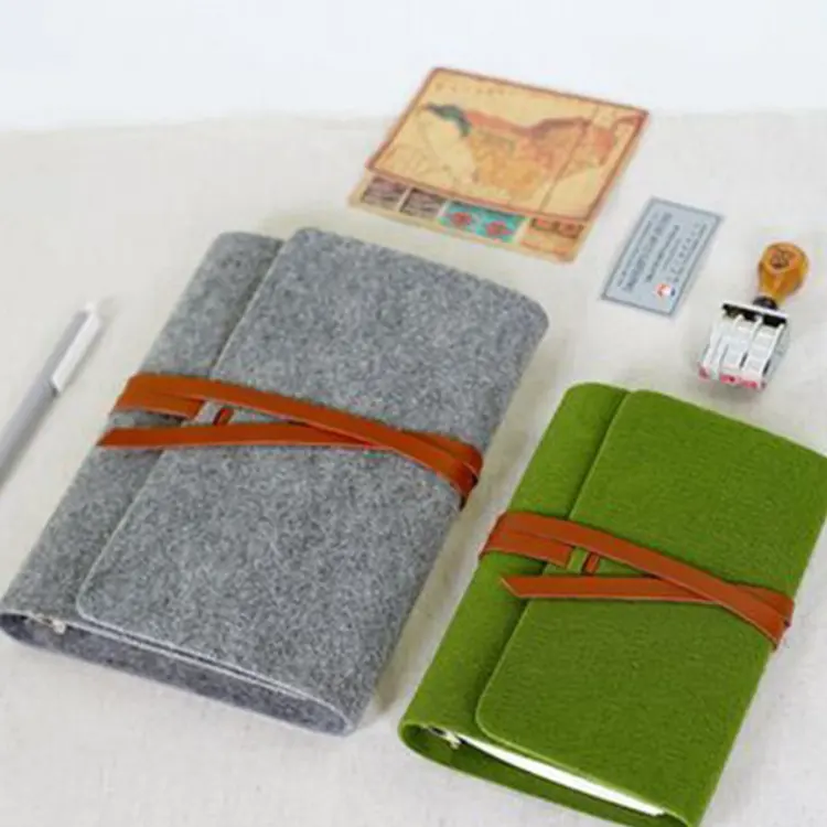 Factory Price Wholesale A5 A6 Sized Woollen Felt Custom Hand Book Diary 6 Ring Notebook with Band