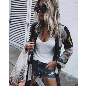 Cardigan <span class=keywords><strong>Kimono</strong></span> in Chiffon da <span class=keywords><strong>Donna</strong></span> con Stampa Floreale, Manica Lunga, Copricostume Estivo e Autunnale, Top Lungo Boho, <span class=keywords><strong>Camicia</strong></span> Ampia da <span class=keywords><strong>Donna</strong></span> - Product Image 2