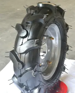 NA MARKT ONDERDELEN ACCESSOIRES VAN FREZEN RUBBER TRACTOR WIEL