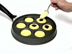 Poêle à crêpes en aluminium moulé sous pression antiadhésive Norpro, Munk / Aebleskiver / Ebelskiver - Product Image 5