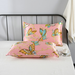 Queen Size 100% Taie d'oreiller en soie Papillon Imprimé Rectangulaire Tissé Housse de <span class=keywords><strong>Coussin</strong></span> avec Enveloppe Style Ouvert pour la Maison ou l'Hôtel - Product Image 2