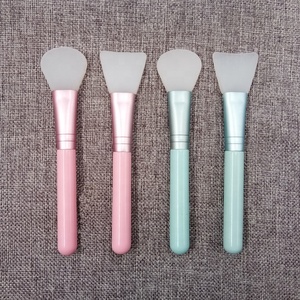 Hermosa rosa azul máscara de silicona aplicador de silicona espátula <span class=keywords><strong>sin</strong></span> pelo cepillo para la cara de barro cáscara protectora - Product Image 1