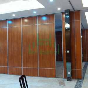 Retractable <strong>Wall</strong> Dividers Room <strong>Partition</strong> <strong>Wall</strong> Sliding <strong>Partition</strong> Tracks and <strong>Walls</strong>