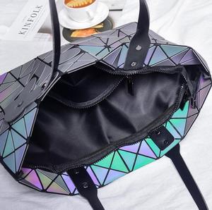Borsa da <span class=keywords><strong>Donna</strong></span> in Pelle PU con Fodera Luminosa, Design Casual con Motivo Geometrico a Reticolo, Riflettente, Leggera, con Cerniera, Impermeabile in Poliestere - Product Image 5