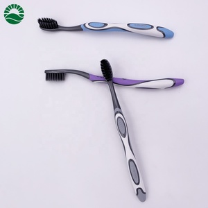 Di vendita caldo morbido del carbone di legna infuso setole di plastica spazzolino da denti - Product Image 4