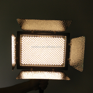 Bi-color YONGNUO YN900 YN-900 LED 3200K-5500K Nhiệt Độ Màu Điều Chỉnh 900 LEDs Video Light YN-900 ,YN 900 LED Light - Product Image 4