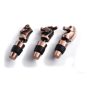 Antieke Koperen Op Maat Gemaakte Dierlijke Vorm Metalen Wijnfles Stopper - Product Image 1