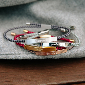 Braccialetto con barra curva in <span class=keywords><strong>oro</strong></span> in acciaio inossidabile più venduto <span class=keywords><strong>bracciale</strong></span> con corda regolabile intrecciata a mano con cuore inciso per le donne - Product Image 6
