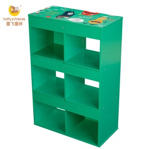 Étagère à livres en bois pour enfants Toffy & Friends Monsters, 3 niveaux avec 2 portes coulissantes - Product Image 5