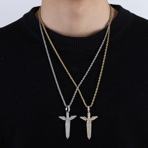 Lujo daga espada alas colgante collares Cubic Zirconia declaración Hip Hop joyería que simboliza fuerza protección y libertad - Product Image 1