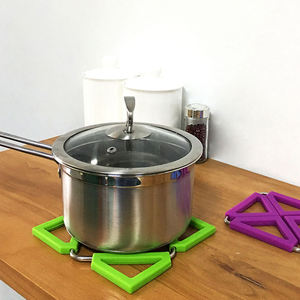 <span class=keywords><strong>Sottopentola</strong></span> pieghevole in <span class=keywords><strong>Silicone</strong></span> pieghevole resistente al calore multiuso in <span class=keywords><strong>Silicone</strong></span> caldo - Product Image 4