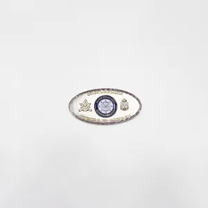 Proveedores de China sello personalizado metal FUNDICIÓN de botón esmalte epoxi resina plástica láser 3D OEM logo pin insignia
