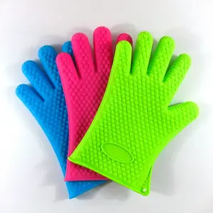 Thickened heart-shaped silicone mitts with high temperature silicone roasting tools/microwave oven mitts