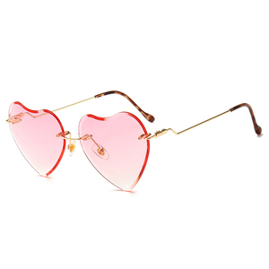 Occhiali da Sole a Forma di Cuore 2019, Montatura Senza Bordi, Lenti Colorate Trasparenti, Moda Vintage in Rosa, Viola e Marrone per Donna - Product Image 1