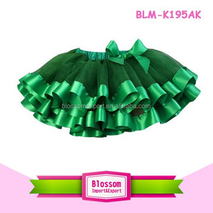 <span class=keywords><strong>Jupe</strong></span> <span class=keywords><strong>tutu</strong></span> en tulle moelleux en mousseline de soie pour enfants de Noël, <span class=keywords><strong>jupe</strong></span> <span class=keywords><strong>tutu</strong></span> rouge pour bébé fille avec bordure en ruban vert - Product Image 2