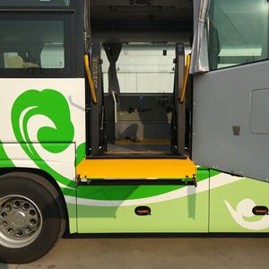 ลิฟต์ไฮดรอลิกสำหรับรถเข็นคนพิการ รุ่น D-1300-720 ได้รับการรับรองมาตรฐาน CE สำหรับ<span class=keywords><strong>ขึ้น</strong></span><span class=keywords><strong>รถ</strong></span>ตู้และ<span class=keywords><strong>รถ</strong></span>บัส รับน้ำหนักได้ 350 กิโลกรัม - Product Image 4